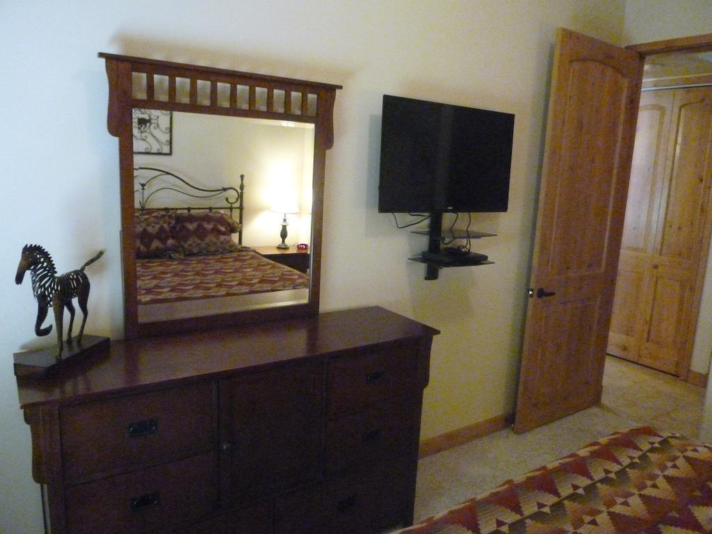 Resort River 4*