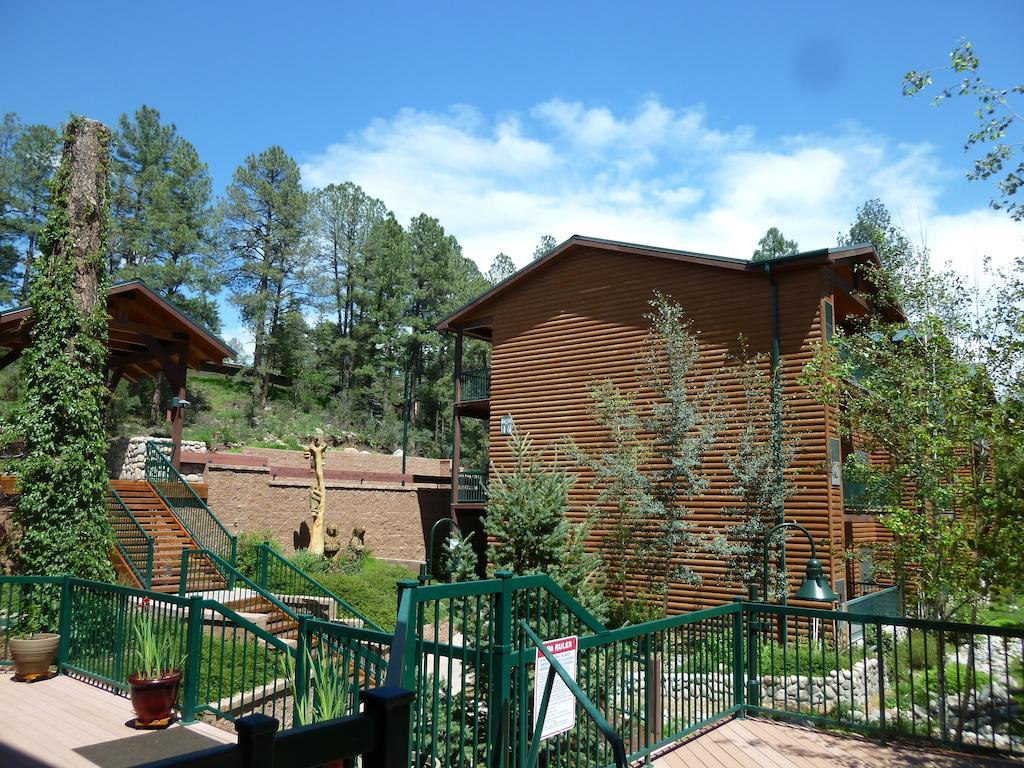 Resort River